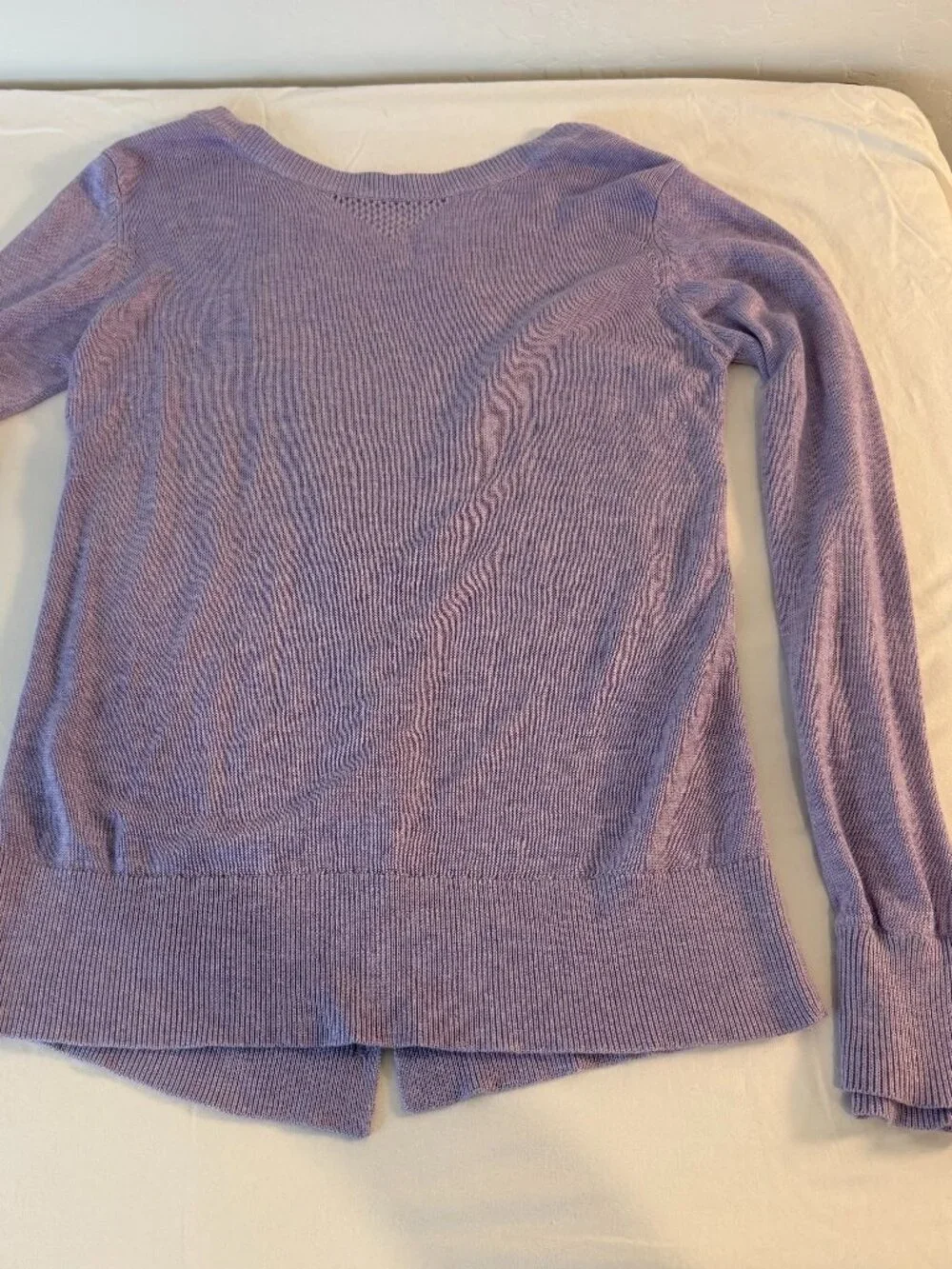 Lululemon Lavender Knit Sweater Womens Medium Purple Lightweight Long Sleeve